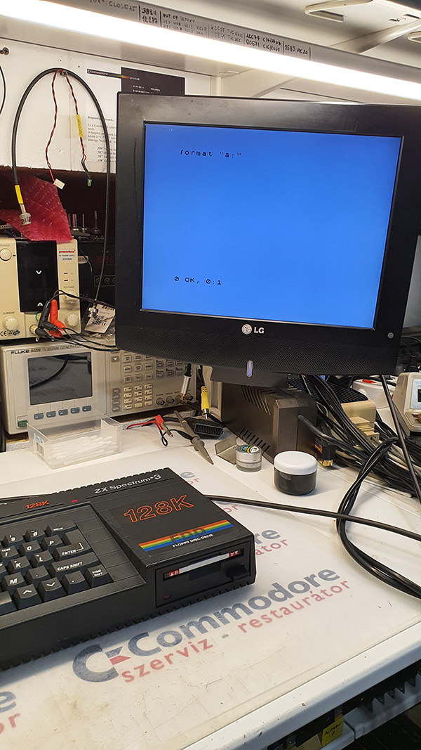 Commodore Szerviz és Restaurátor | Amstrad/Schneider CPC első lépések, ZX Spectrum +3-al 3" floppy lemez közvetlen formázása