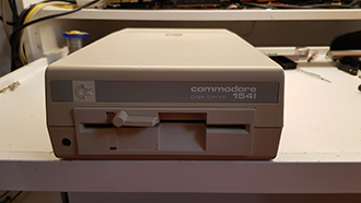 Commodore 1541C javítása Commodore Szerviz és Restaurátor | Commodore 1541C javítása