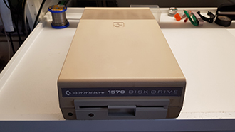 Commodore 1570 javítása Commodore Szerviz és Restaurátor | Commodore 1570 javítása