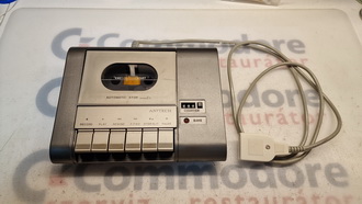 Anitech VK-200 javítása Commodore Szerviz és Restaurátor | Anitech VK-200 javítása