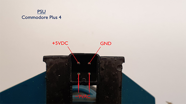 Commodore Szerviz és Restaurátor | Commodore Plus 4 tápegységdugó feszültségek mérése (PSU pinout)