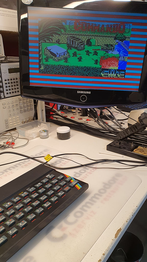 ZX Spectrum első lépések | ZX Spectrum Commando játék betöltése